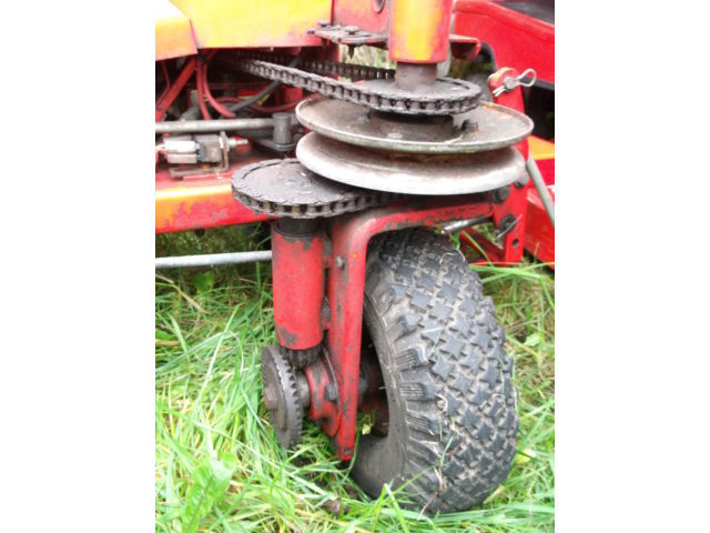 Westwood Clipper steering